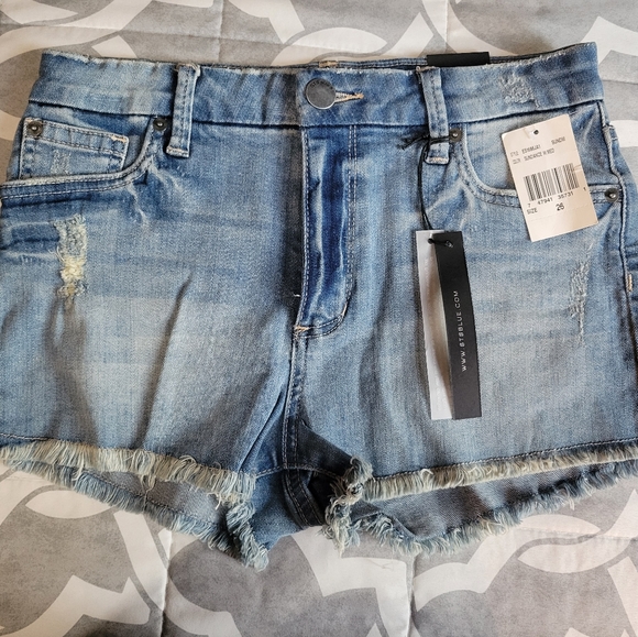 STS Distressed Shorts - Picture 1 of 4